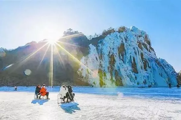 天<a href='/jingdian/34142' target=_blank>龍山</a>景區(qū)現在能去嗎 門票多少錢