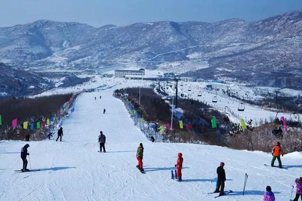 2021-2022何家溝滑雪場開放時(shí)間及游玩亮點(diǎn)